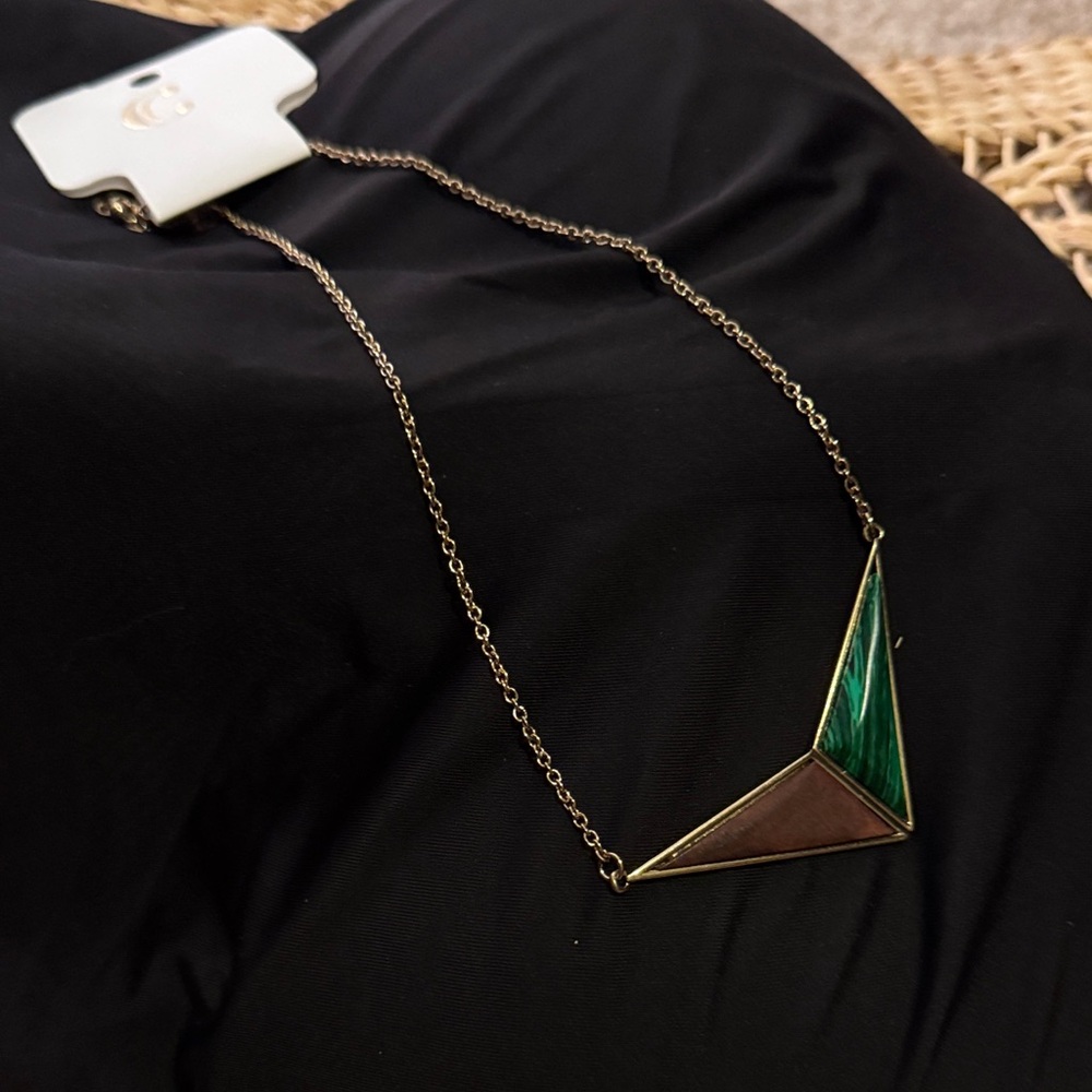 Elegant Green and Brown Geometric Necklace